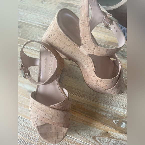 NWOT KATE SPADE cork wedges size 9 - Picture 2 of 6